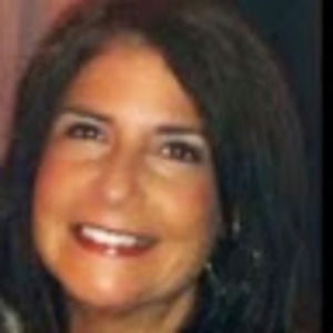 Meet your Posher, Yael